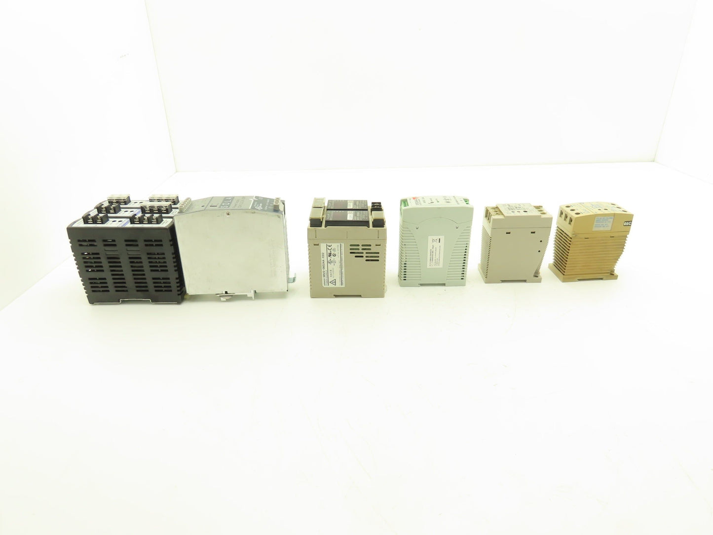 Various Mfr Power Supply 24VDC 2.5A Out 120/240VAC 1Ph In Lot of 9