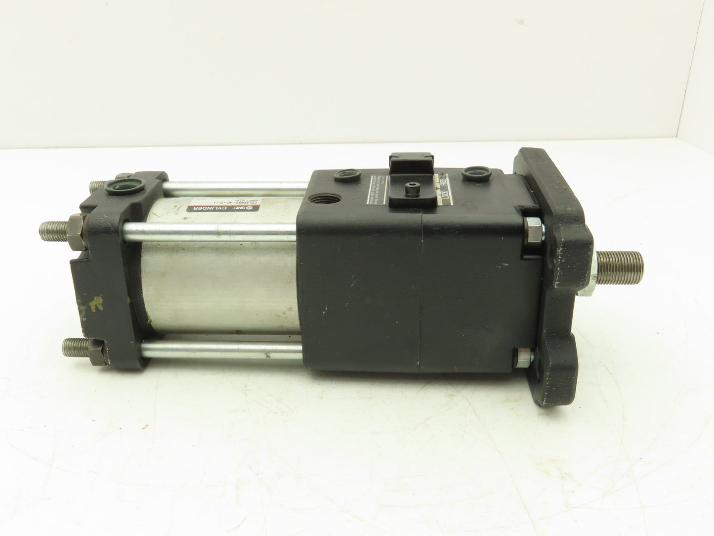 SMC CDLAFN63-40-D-J Pneumatic Air Cylinder 63mm Bore 40mm Stroke 145psi Locking