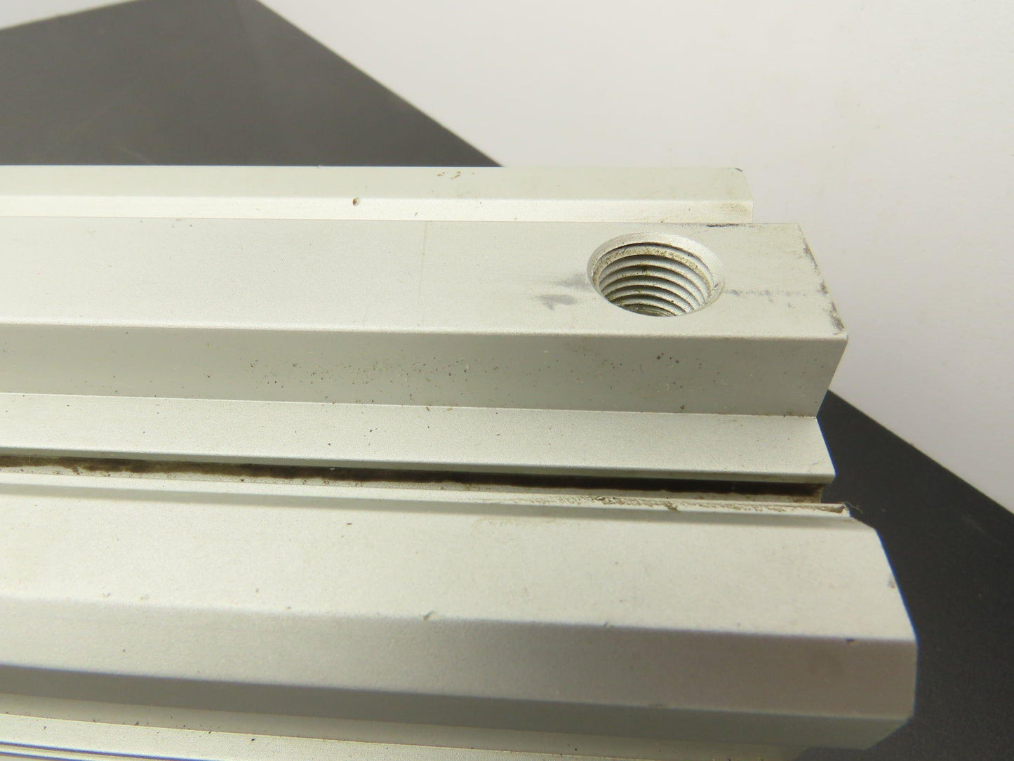 SMC CQ2A63-225DC-XC18 Pneumatic Air Cylinder 63mm Bore 225mm Stroke 145psi