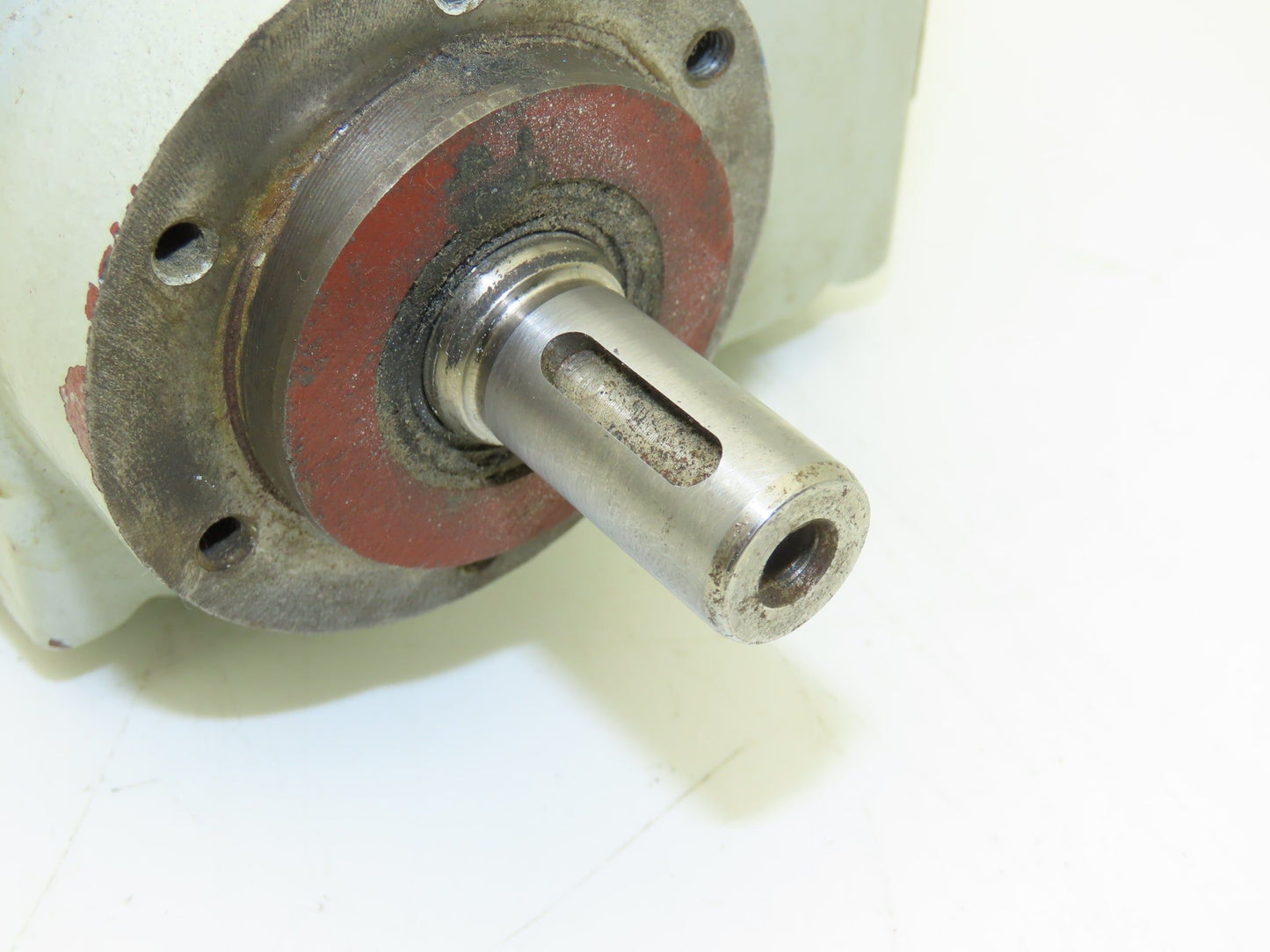 Lenze GST04-1MVCR-063-32 Inline Gearmotor 7.18 Reducer .25kw 234rpm 230/460V