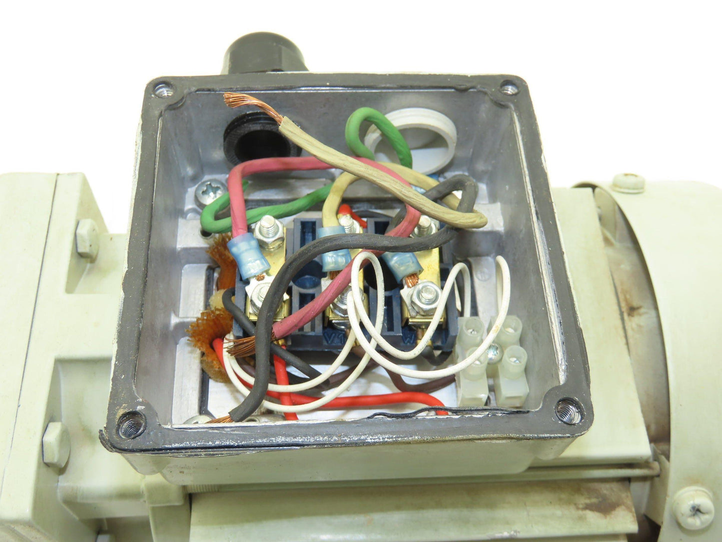 Lenze GST04-1MVCR-063-32 Inline Gearmotor 7.18 Reducer .25kw 234rpm 230/460V