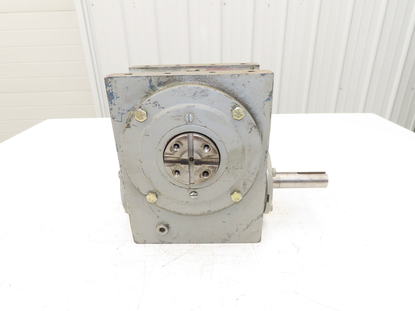 Cleveland 30EC 73M Gearbox 10:1 Reducer 5Hp 175rpm LH Slotted Adapter Output
