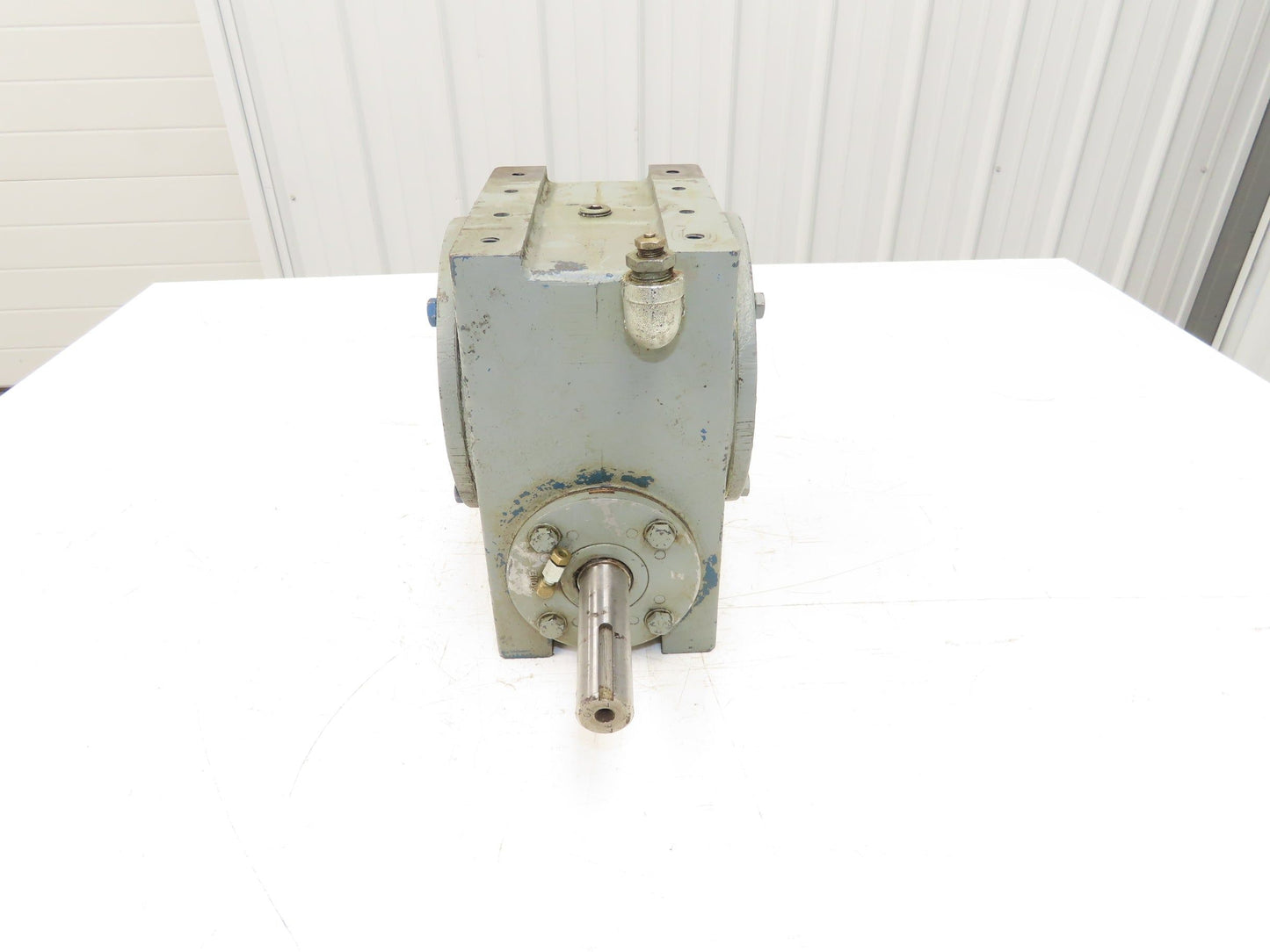 Cleveland 30EC 73M Gearbox 10:1 Reducer 5Hp 175rpm LH Slotted Adapter Output