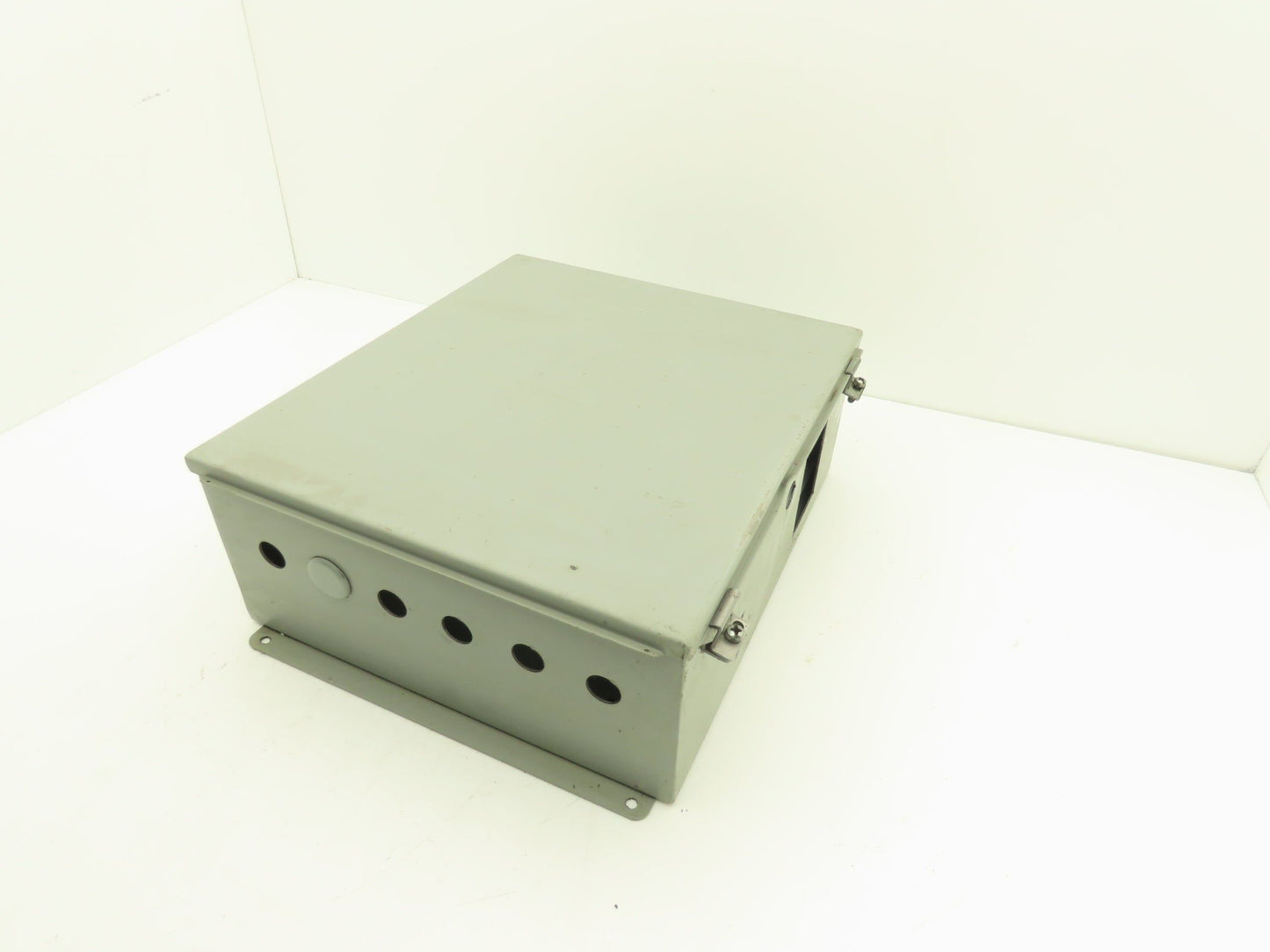 Wiegmann B161406CH Electrical Enclosure Control Panel with Backplate 16x14x6"