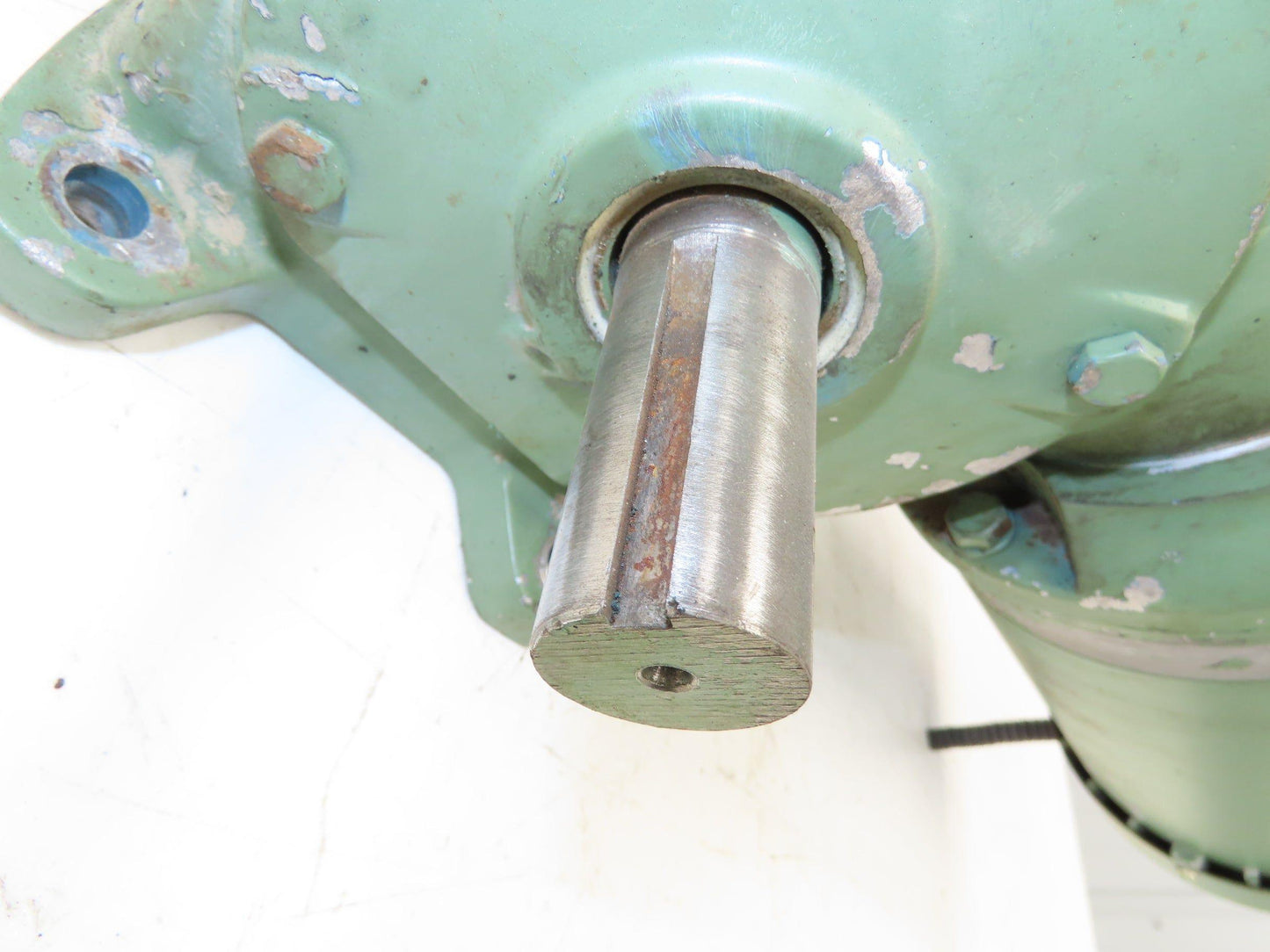 Dayton 3N266 Gearmotor 20:1 Morse Reducer 2Hp 86rpm Dual Output 230/460V 3PH 56C