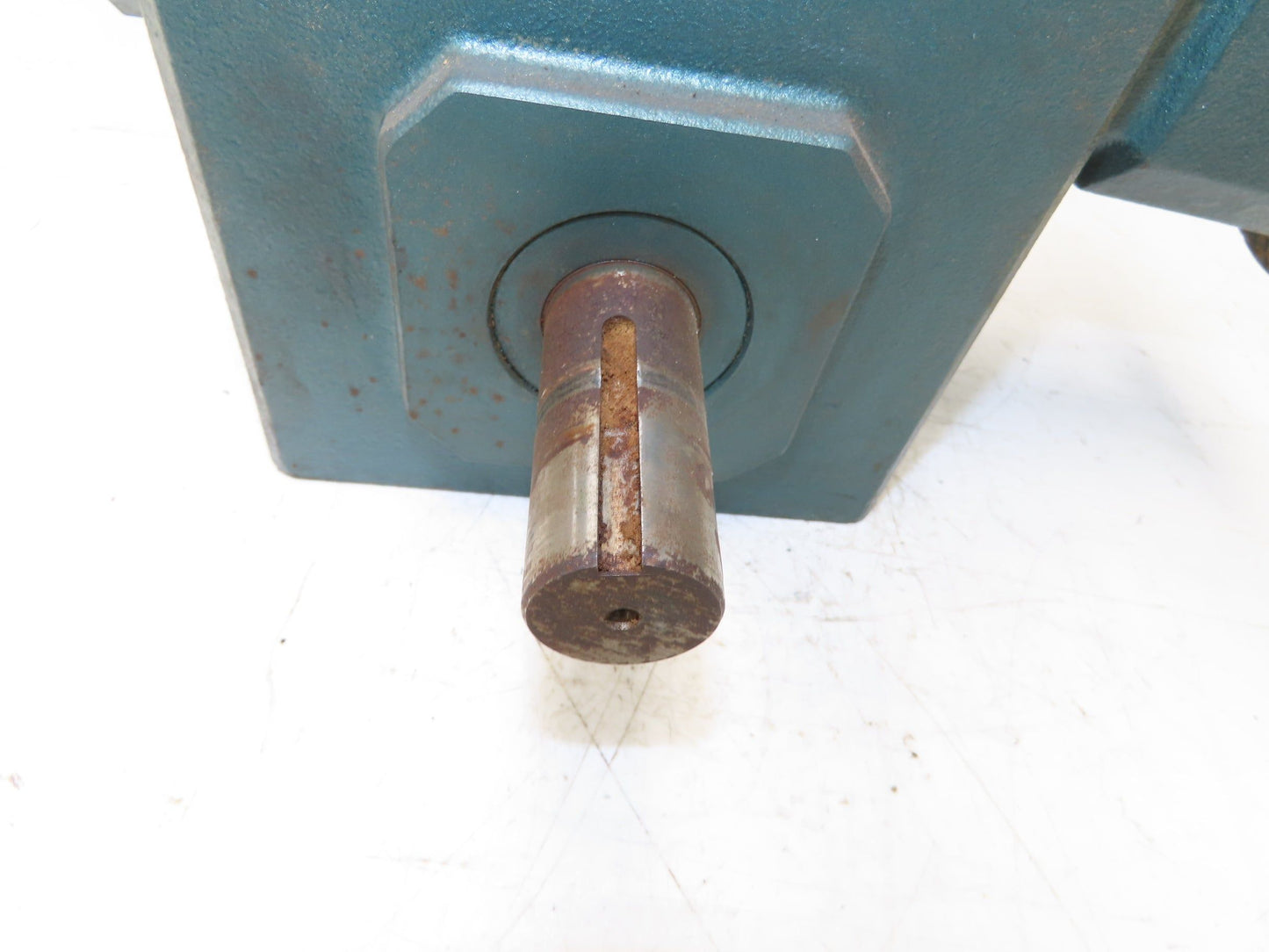 Grove Gear BM226-2 Flexaline Gearbox 30:1 Reducer 1.65Hp 58rpm LH Output 56C