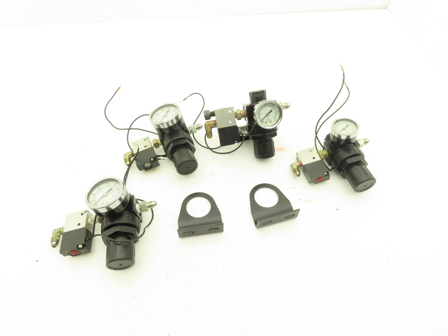 05R113AD P251SS-O24-D-G Regulator Gauge Solenoid Valve 125 psi 175°F Lot of 4