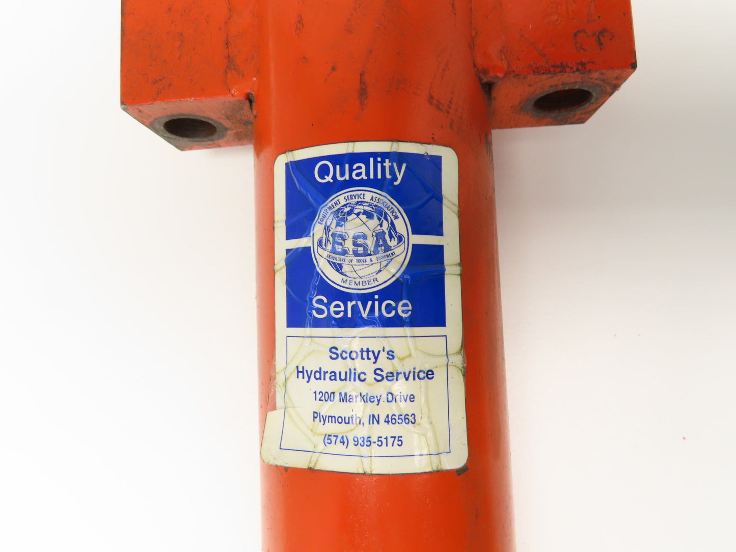 Welded Round Hydraulic Cylinder 2.5" Bore 30" Stroke Single Acting