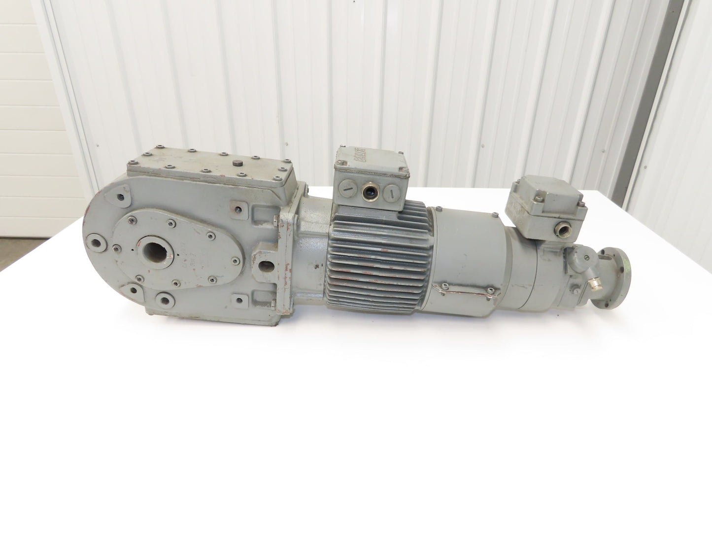 Bauer NPK830CFG00-111/200T-B-S Brake Gearmotor 165rpm 18:1 750W 85V w/Tacho