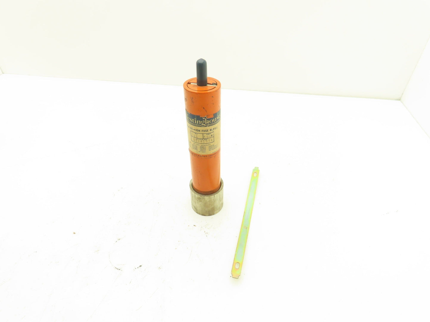 Westinghouse 1314157A B-A DE Ion Fuse Refill 15kv 150 Amp 150E