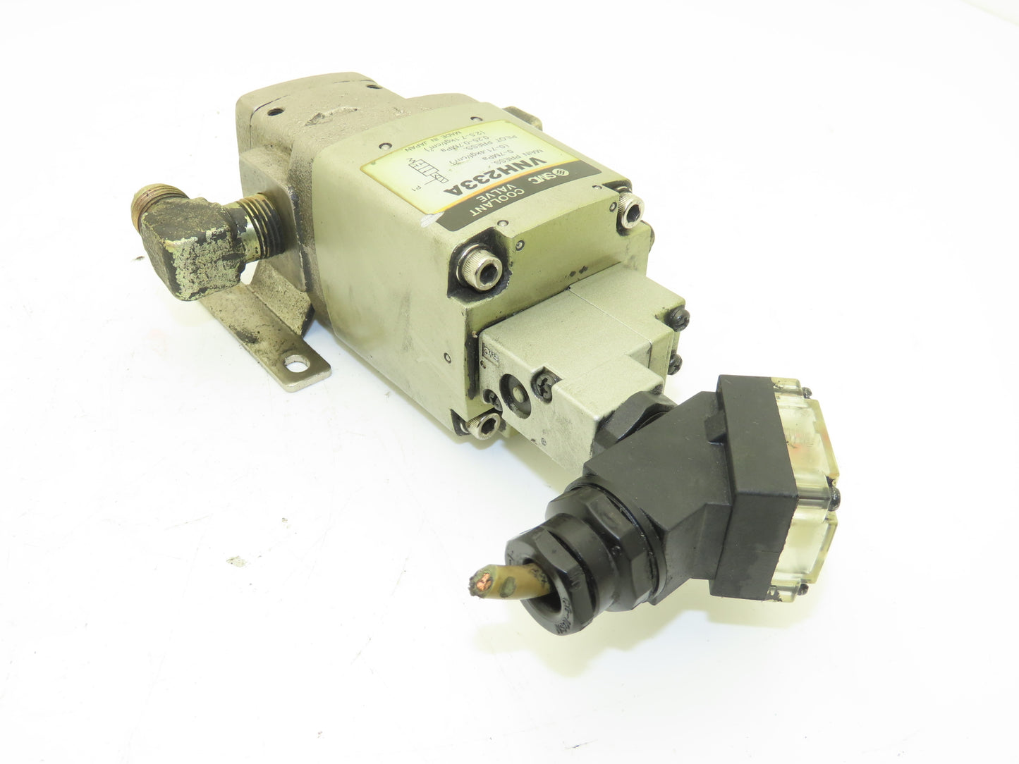 SMC VNH233A High Pressure Coolant Valve 3/8" RC 7MPa 1000psi