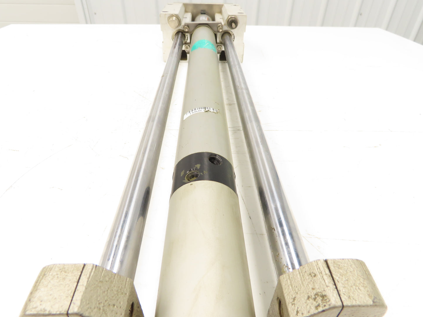 SMC Pneumatic External Guided Cylinder 40mm Bore 100mm+400mm Stroke
