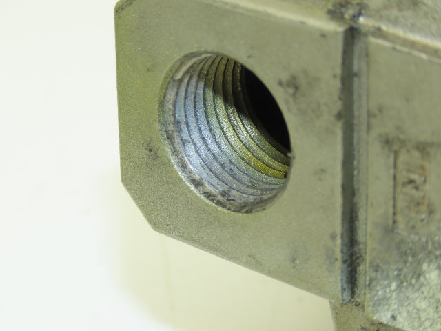 SMC AR40-N04-Z Regulator Filter Lubricator Assembly 1/2" NPT 125 psi Lot of 2