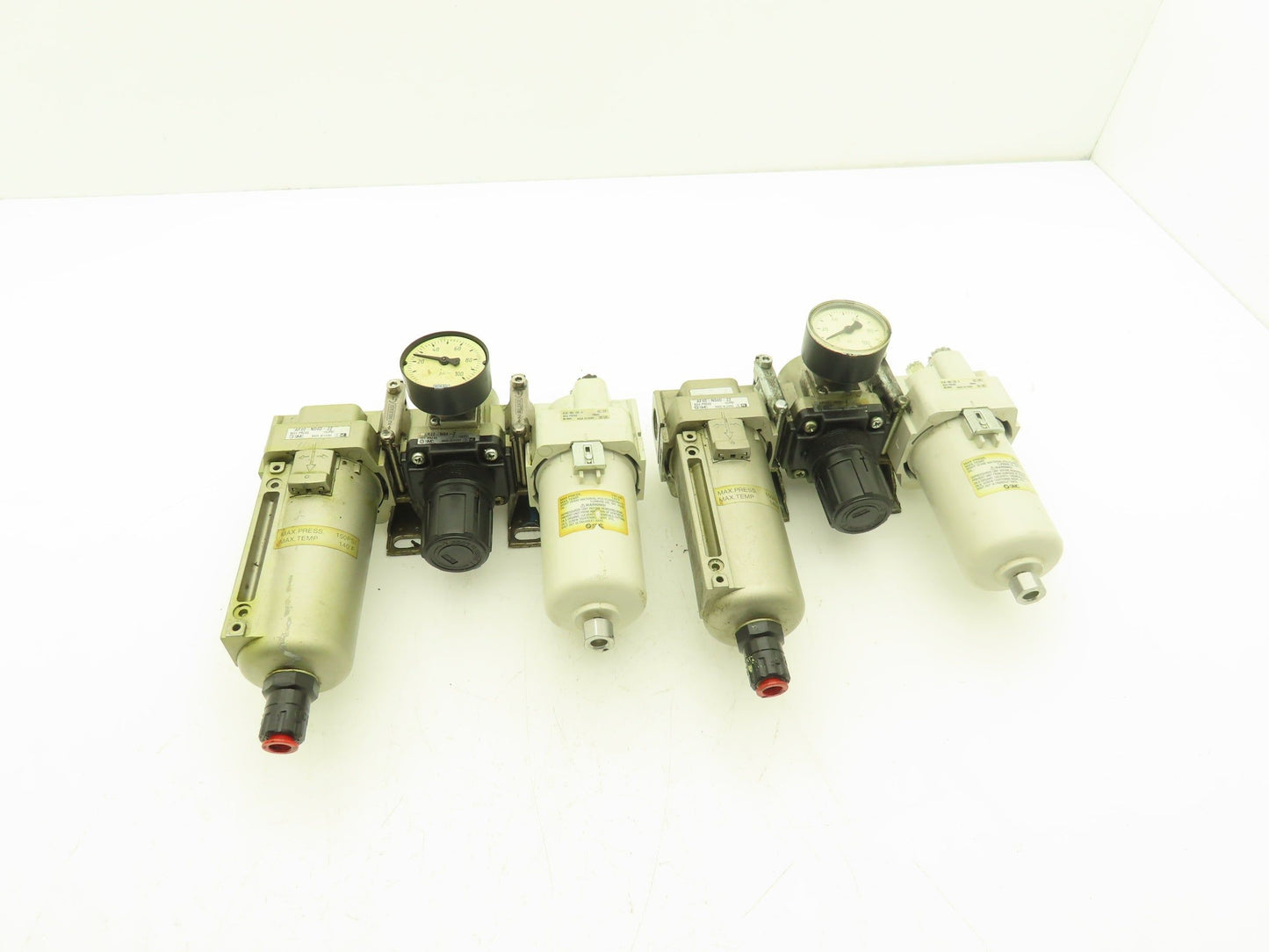 SMC AR40-N04-Z Regulator Filter Lubricator Assembly 1/2" NPT 125 psi Lot of 2