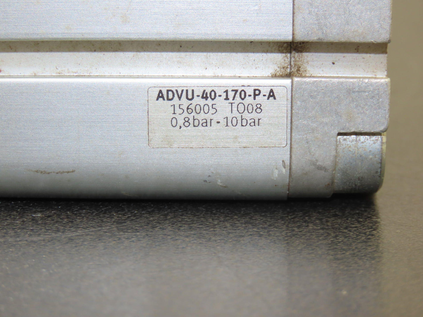 Festo ADVU-40-170-P-A Pneumatic Air Cylinder 40mm Bore 170mm Stroke 145psi