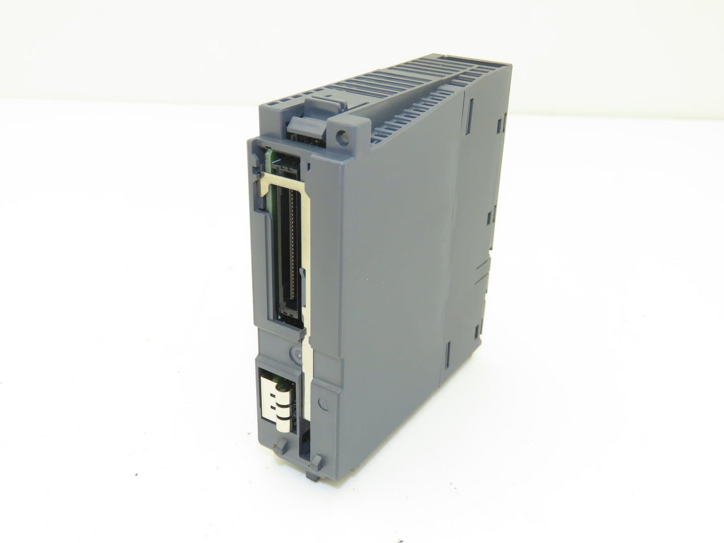 Mitsubishi Q01UCPU Melsec-Q Universal Programmable Logic Controller 15kstep