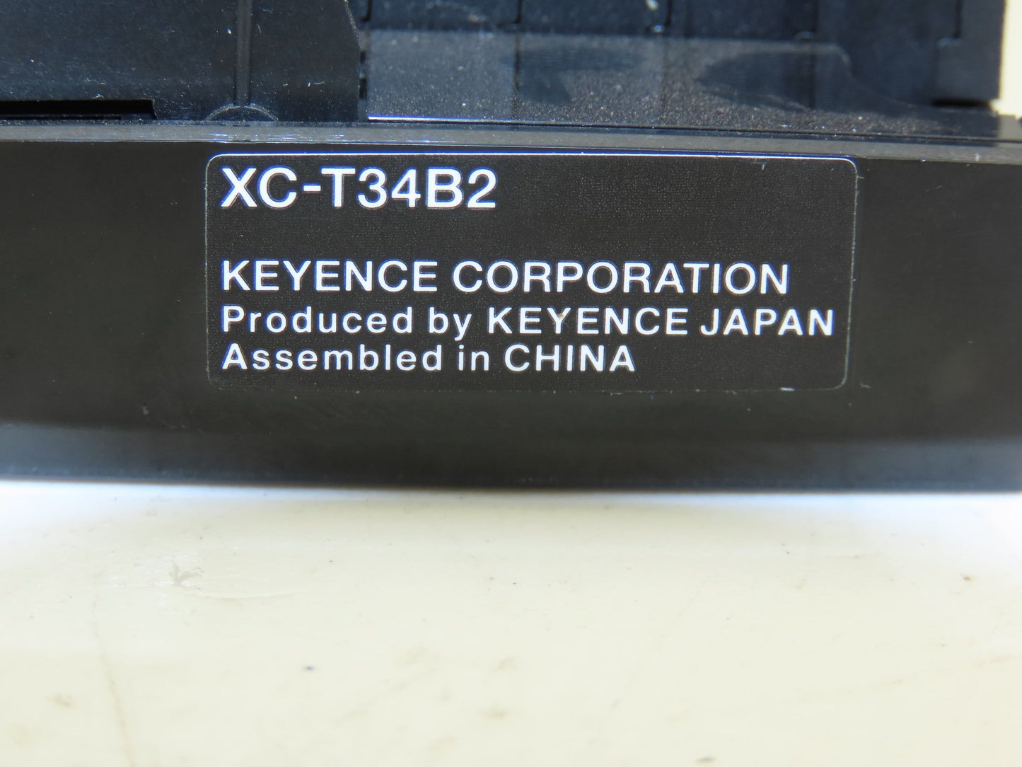 Keyence XC-T34B2 Screw Terminal Flat Cable Connector Conversion Block 125V