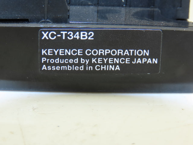 Keyence XC-T34B2 Screw Terminal Flat Cable Connector Conversion Block 125V