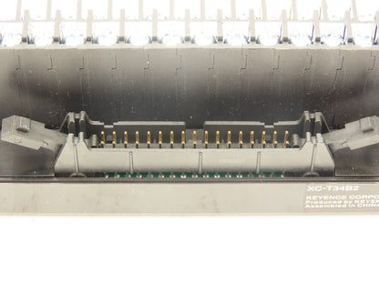 Keyence XC-T34B2 Screw Terminal Flat Cable Connector Conversion Block 125V