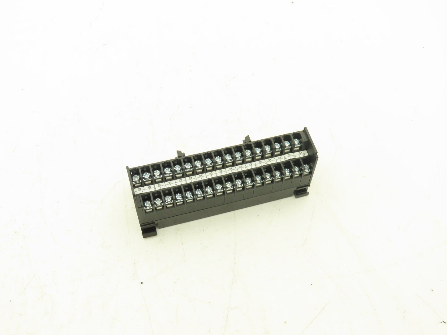 Keyence XC-T34B2 Screw Terminal Flat Cable Connector Conversion Block 125V