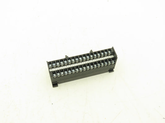 Keyence XC-T34B2 Screw Terminal Flat Cable Connector Conversion Block 125V