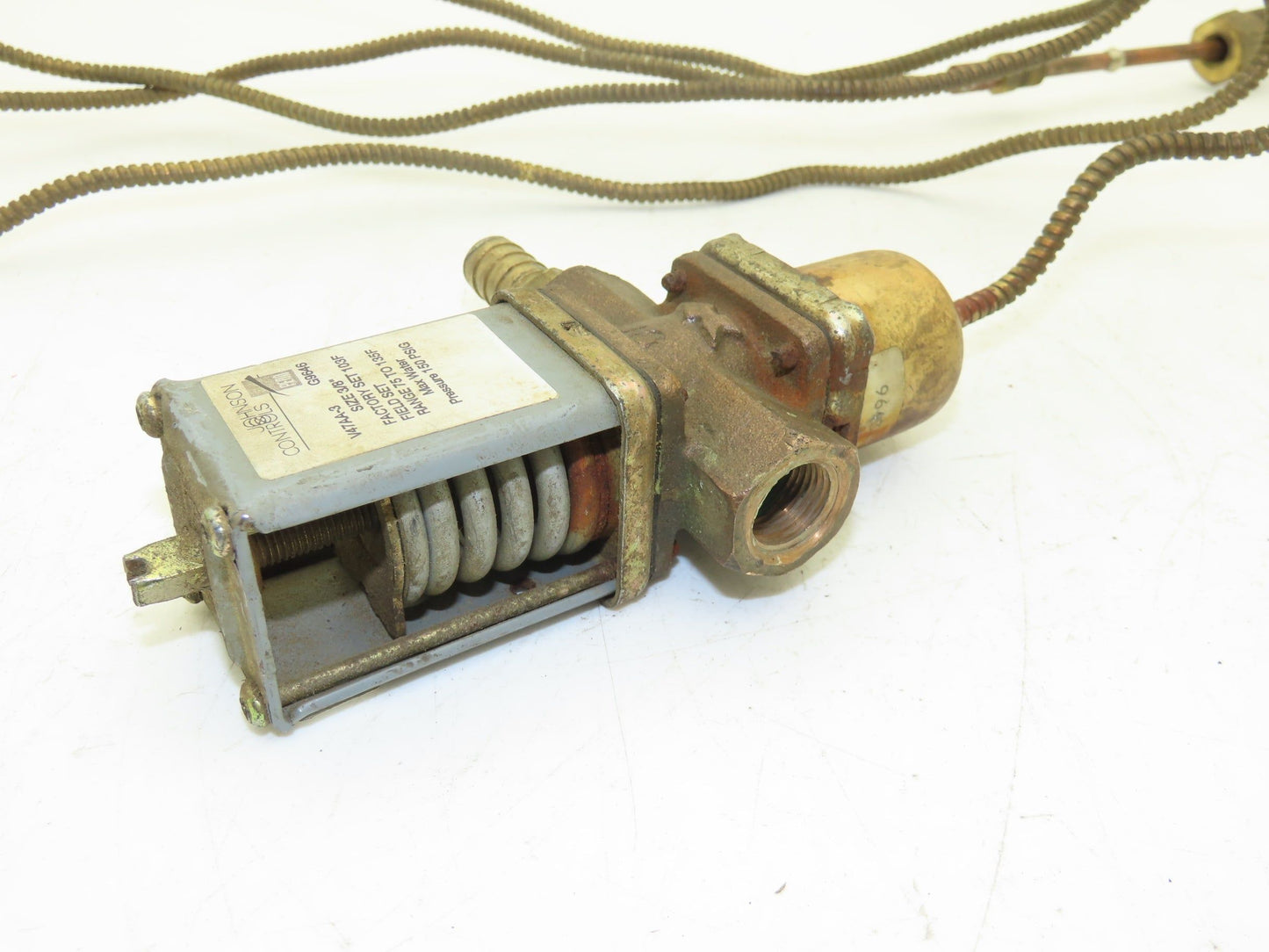 Johnson Controls G9646 V47AA-3 Thermostatic Water Valve 150PSI 3/8" NPT