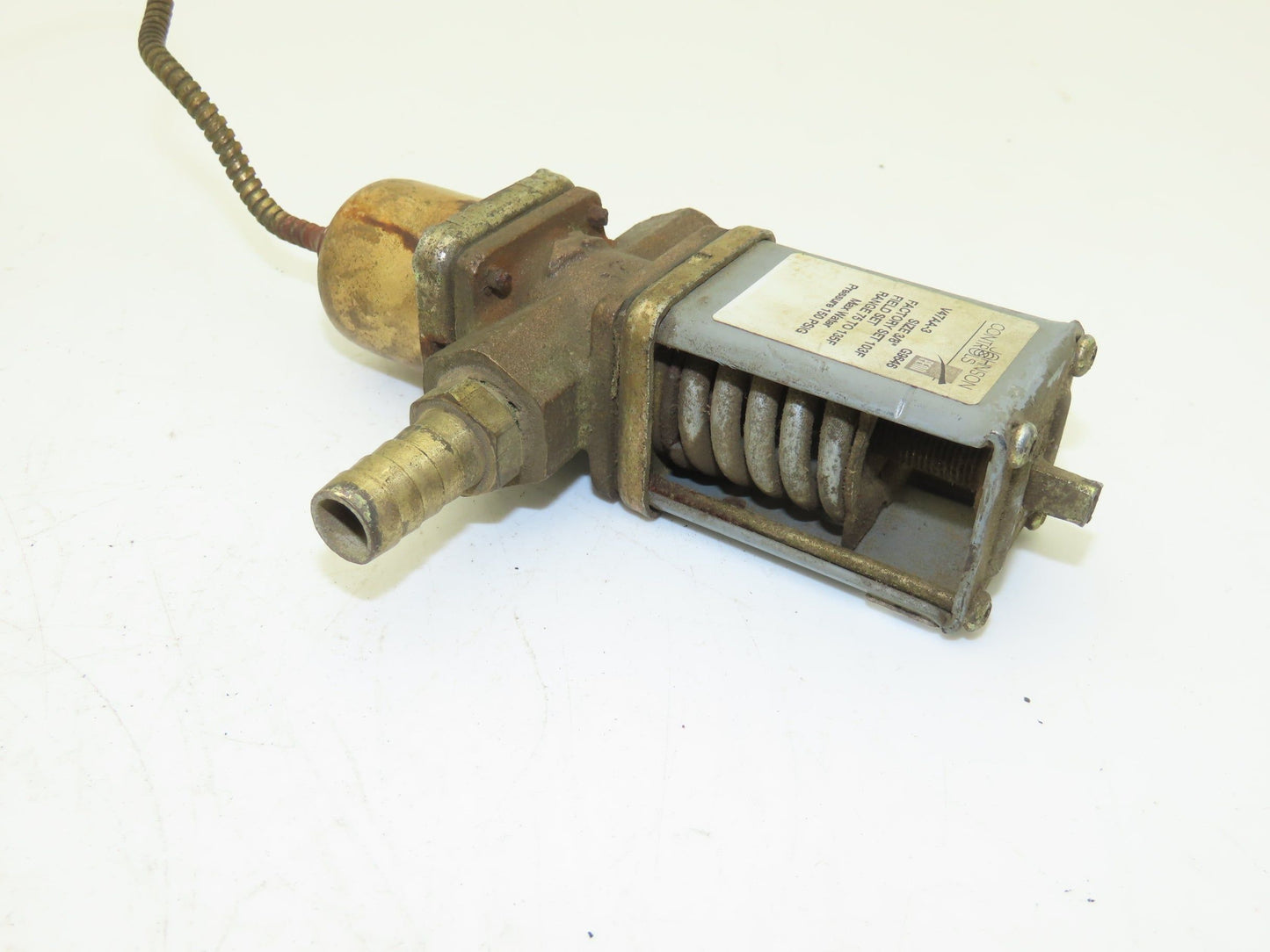 Johnson Controls G9646 V47AA-3 Thermostatic Water Valve 150PSI 3/8" NPT