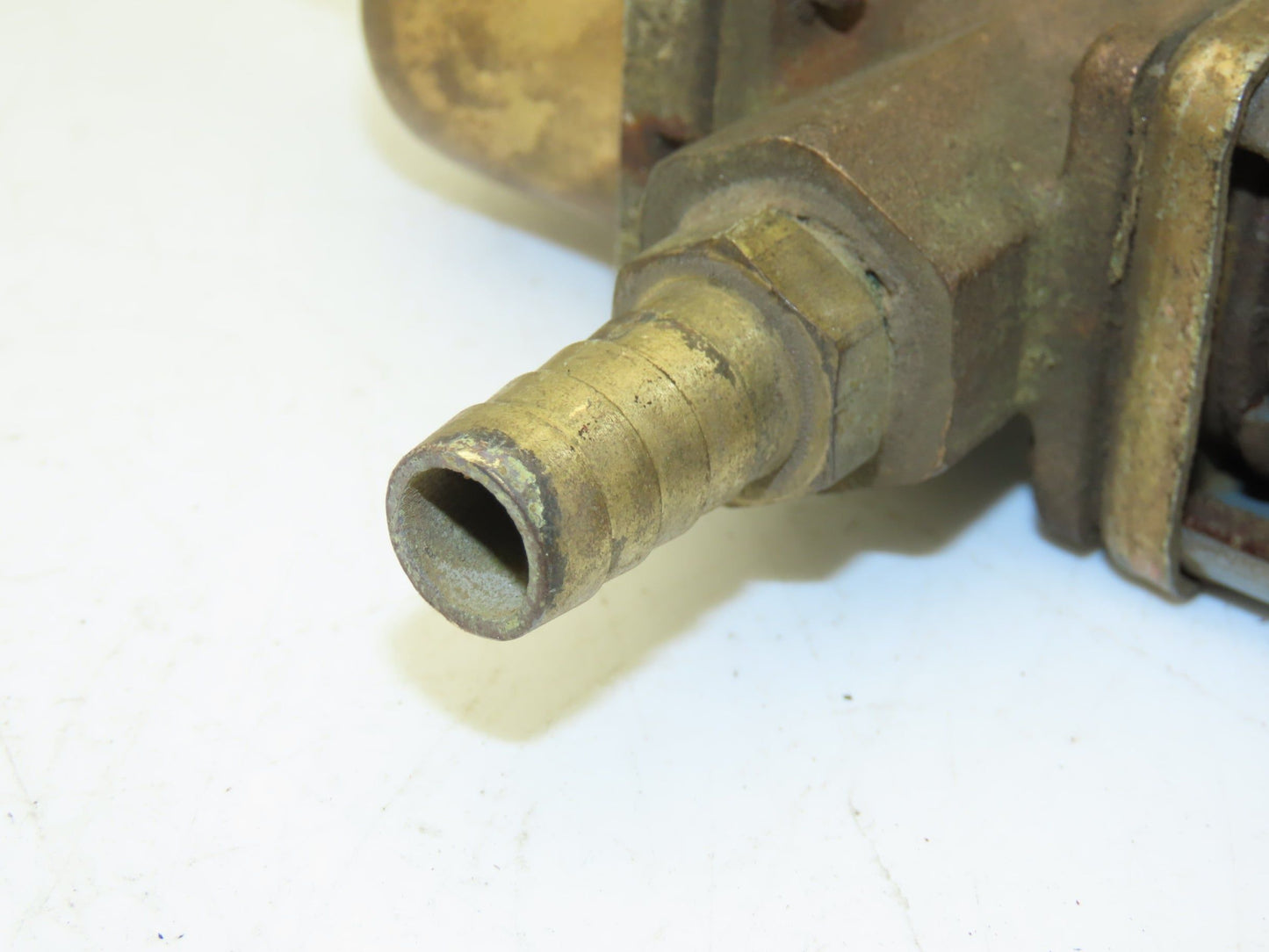 Johnson Controls G9646 V47AA-3 Thermostatic Water Valve 150PSI 3/8" NPT