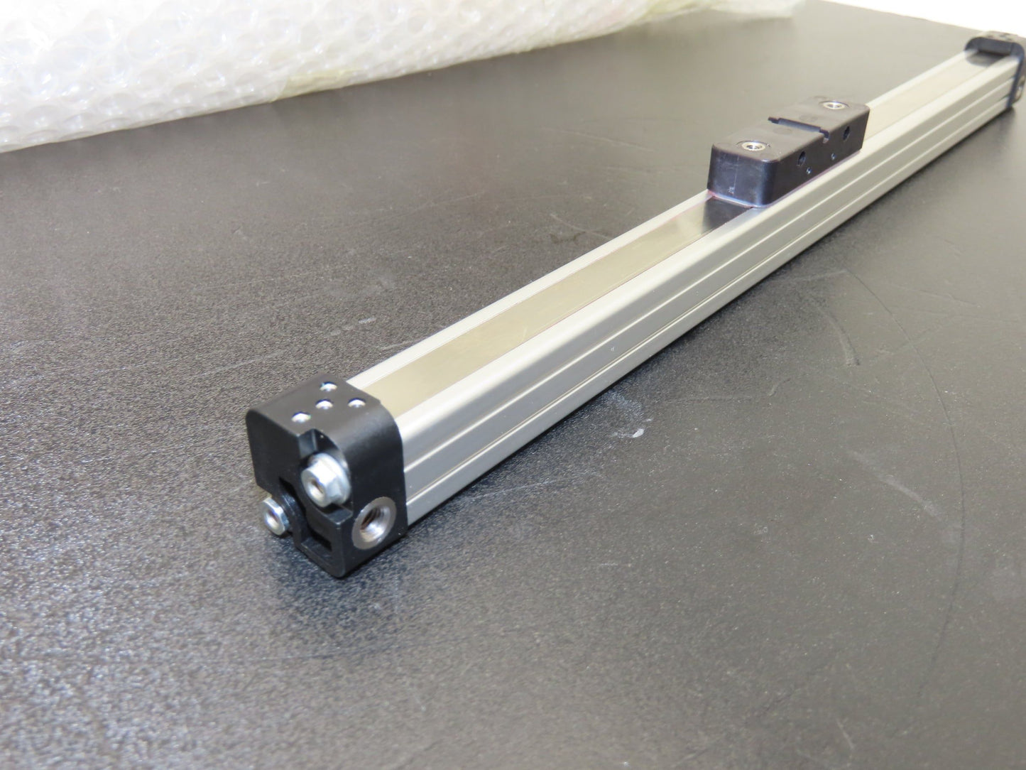 Koganei Rodless Pneumatic Air Cylinder Linear Actuator 10mm bore 200mm Stroke