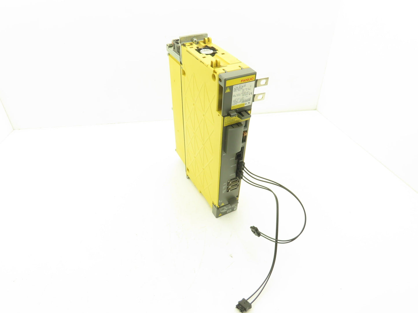 Fanuc A06B-6240-H207 Servo Amplifier 200V 3Ph 550Hz Out