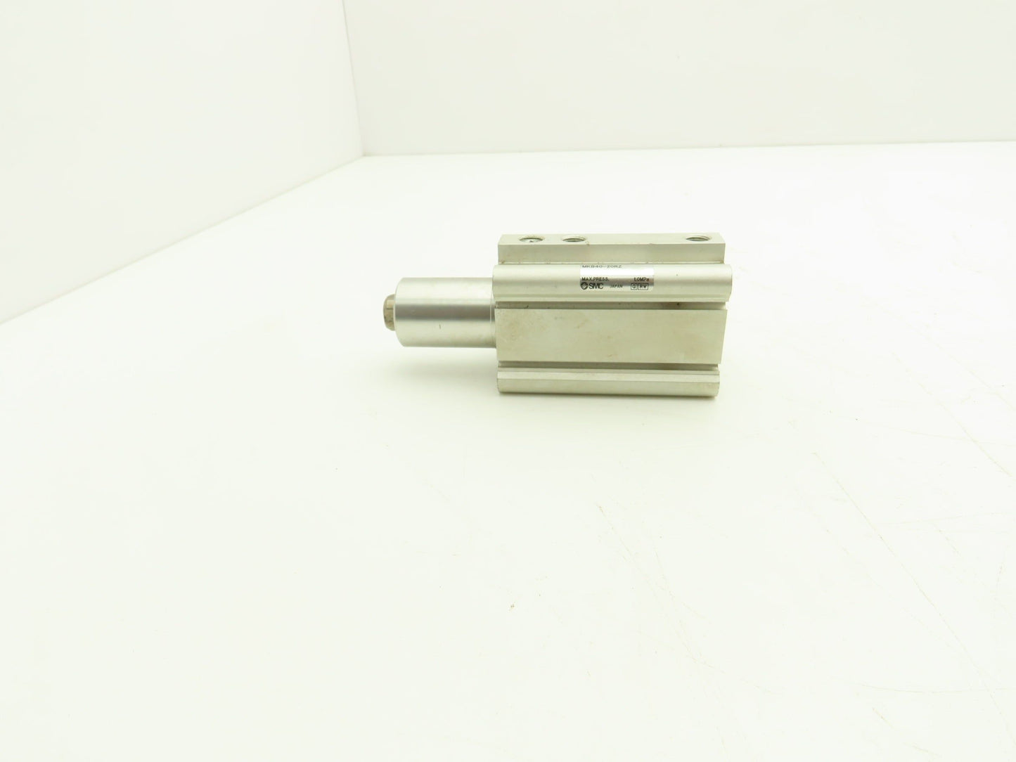 SMC MKB40-20RZ Pneumatic Rotary Clamp Cylinder 40mm Bore 20mm Stroke