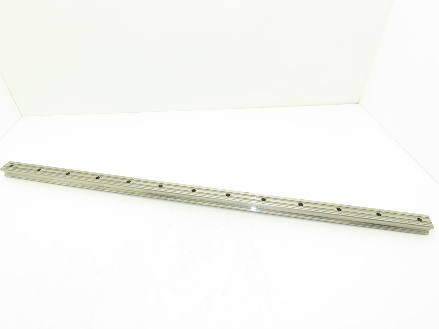 THK UG0E25 Linear Guide Rail 1000mm Length 34mm Width 29mm Height