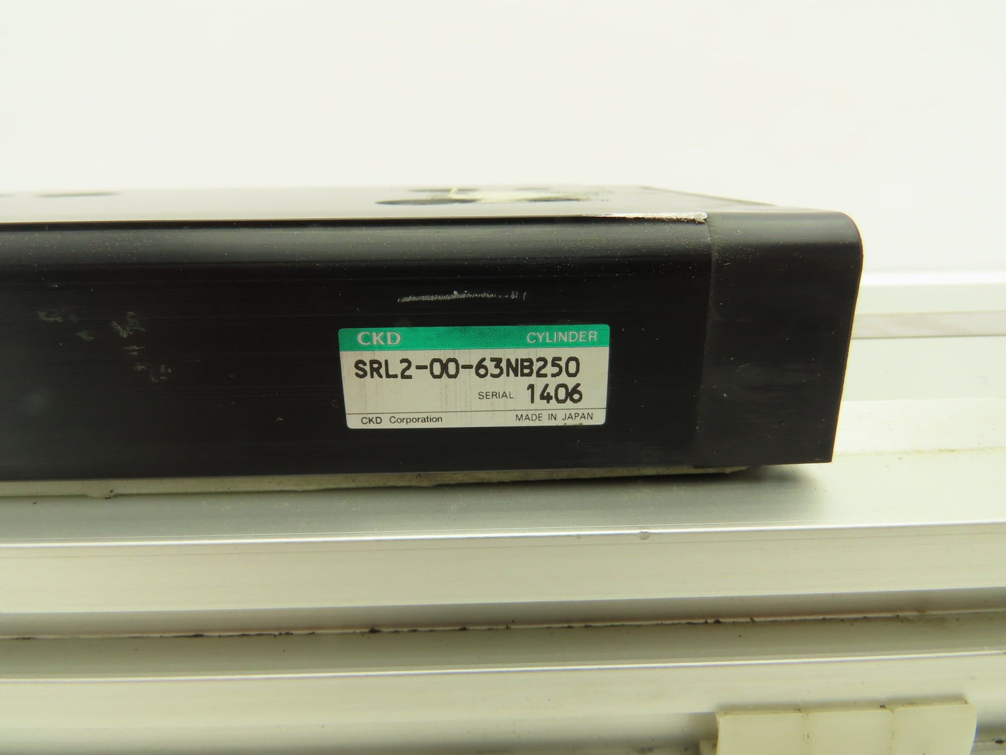 CKD SRL2-00-63NB250 Pneumatic Rodless Air Cylinder Slide 63mm Bore 250mm Stroke