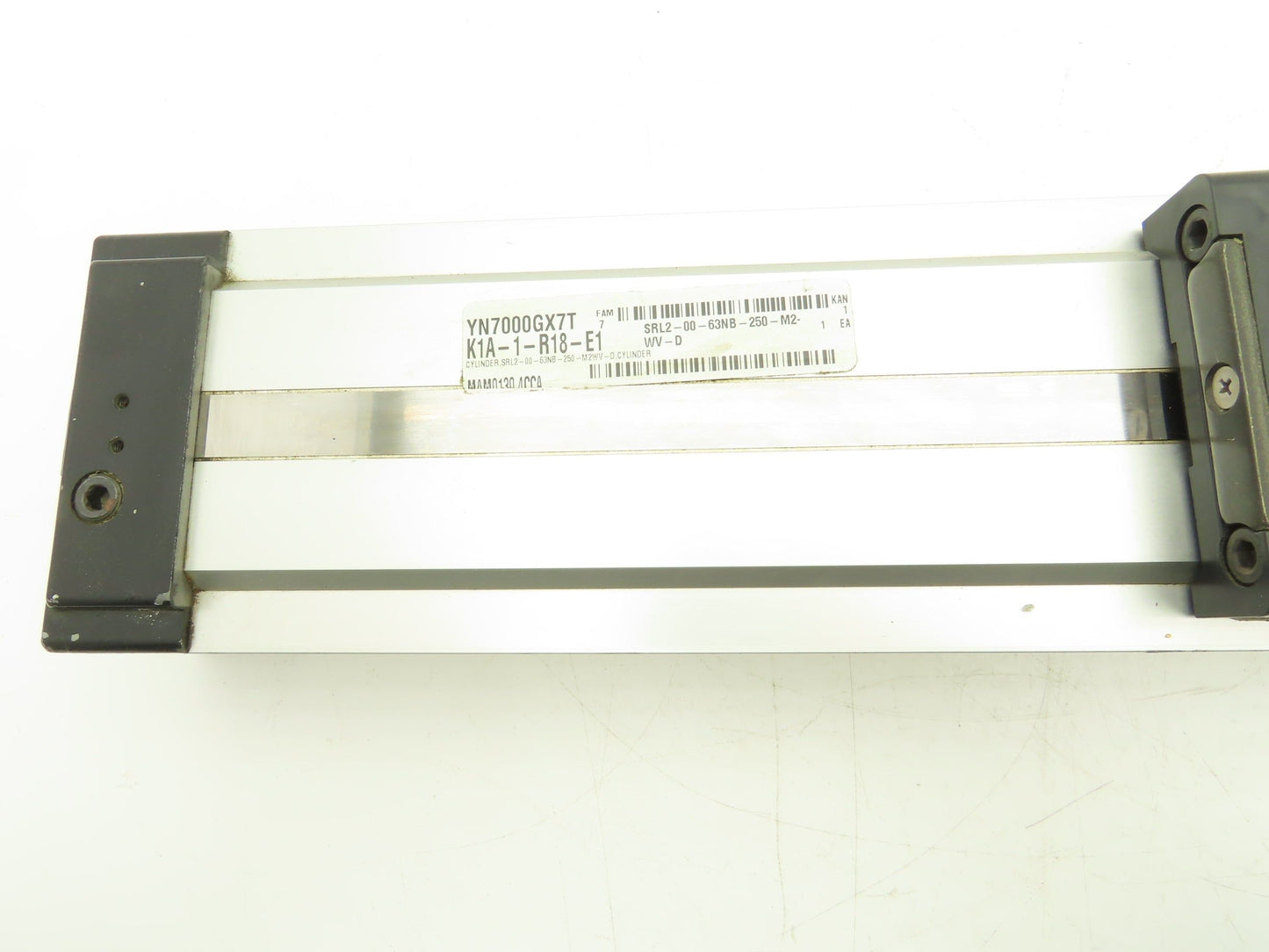 CKD SRL2-00-63NB250 Pneumatic Rodless Air Cylinder Slide 63mm Bore 250mm Stroke