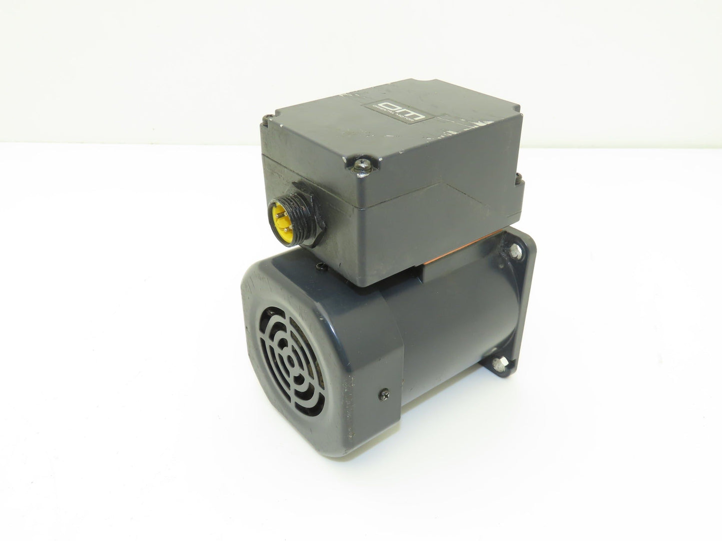 Oriental Motor E4927-M Induction Motor 60W 1450 RPM 115VAC 1PH Pinion Shaft