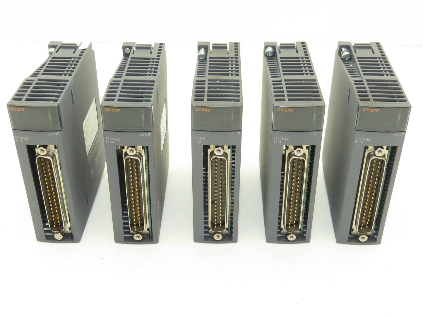 Mitsubishi Electric QY81P Melsec PLC Output Module 12/24VDC Lot of 5