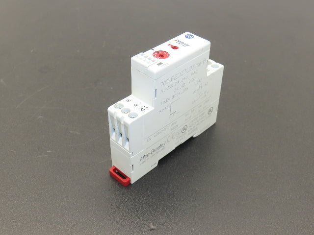 Allen Bradley 700-FED3TU23 Ser B Safety Time Delay Relay Unit AC/DC 0.05s-10H