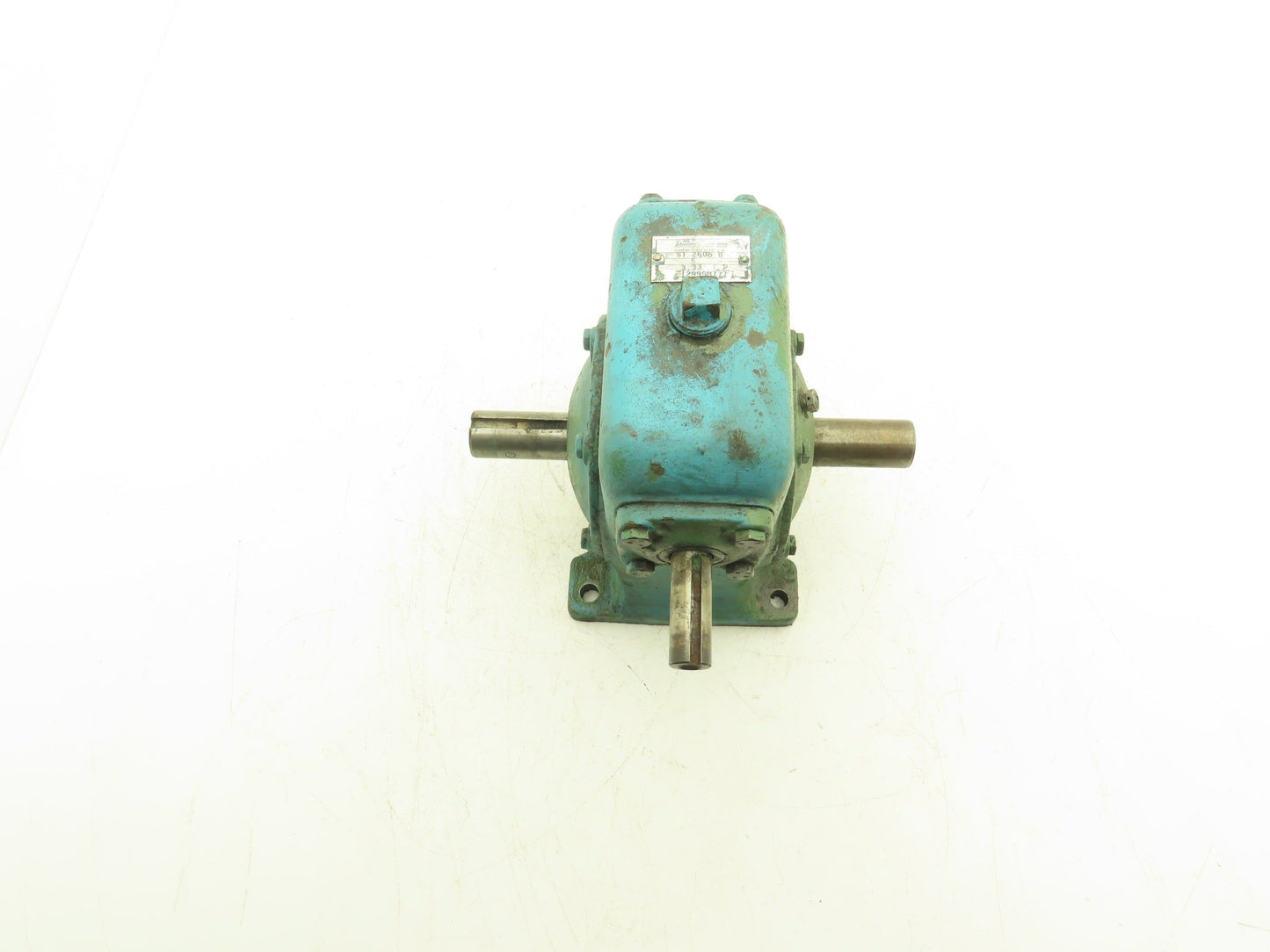 Sterling ST 2605 B Gearbox 5:1 Reducer 3.33Hp 350 RPM Dual Shaft Output