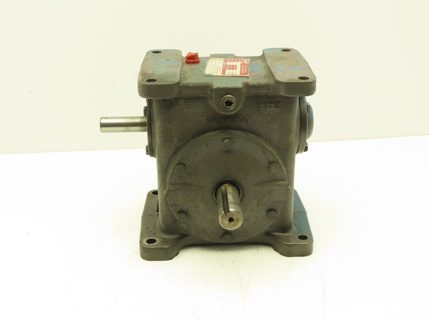 Browning 237U1-LR10 Worm Gearbox 10:1 Reducer 2Hp 175 RPM Dual Shaft Output
