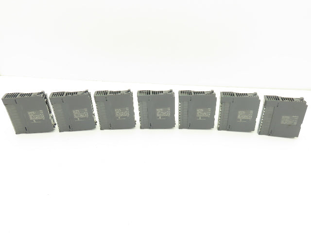 Mitsubishi Electric QY40P Melsec PLC Output Module 12/24 VDC Lot of 7
