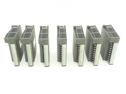 Mitsubishi Electric QY40P Melsec PLC Output Module 12/24 VDC Lot of 7