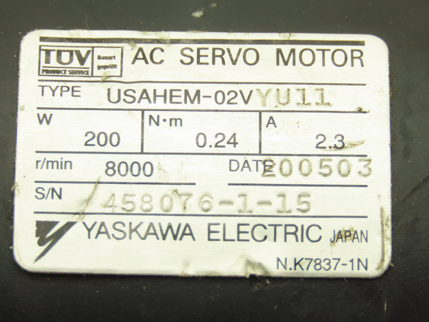 Yaskawa USAHEM-02VYU11 AC Servo Motor 200W 8000rpm With Encoder