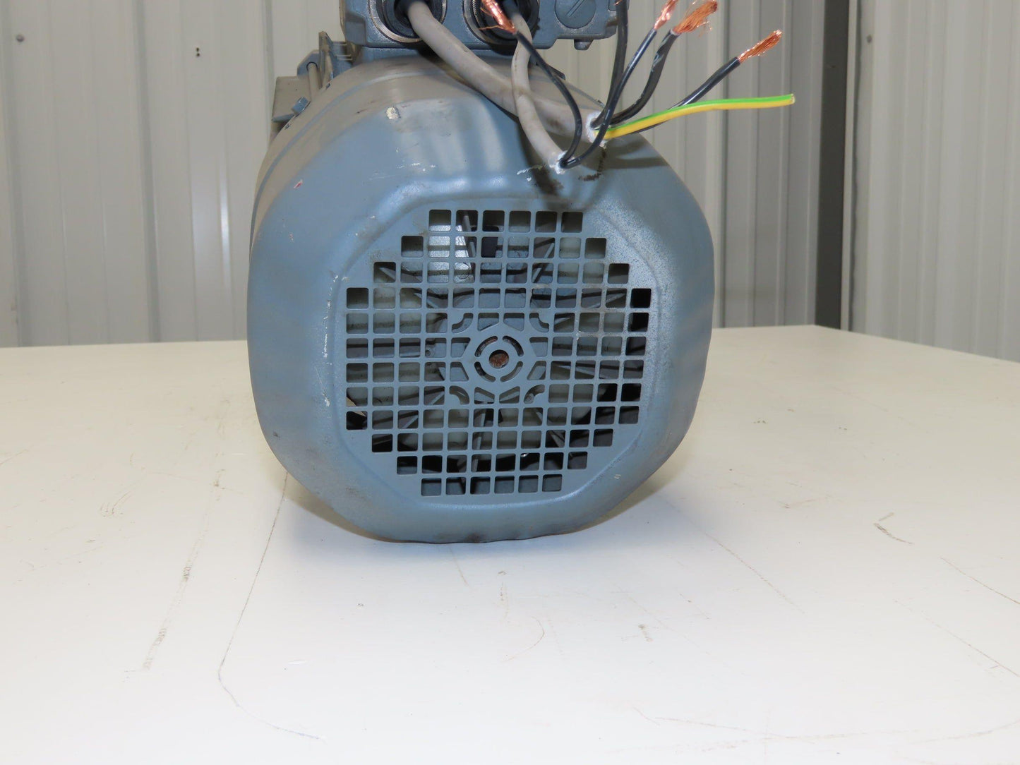 Sew Eurodrive FH47/GDRN100L4/BE5 Brake Gearmotor 2.2Kw 220/380V 102rpm 17.33:1