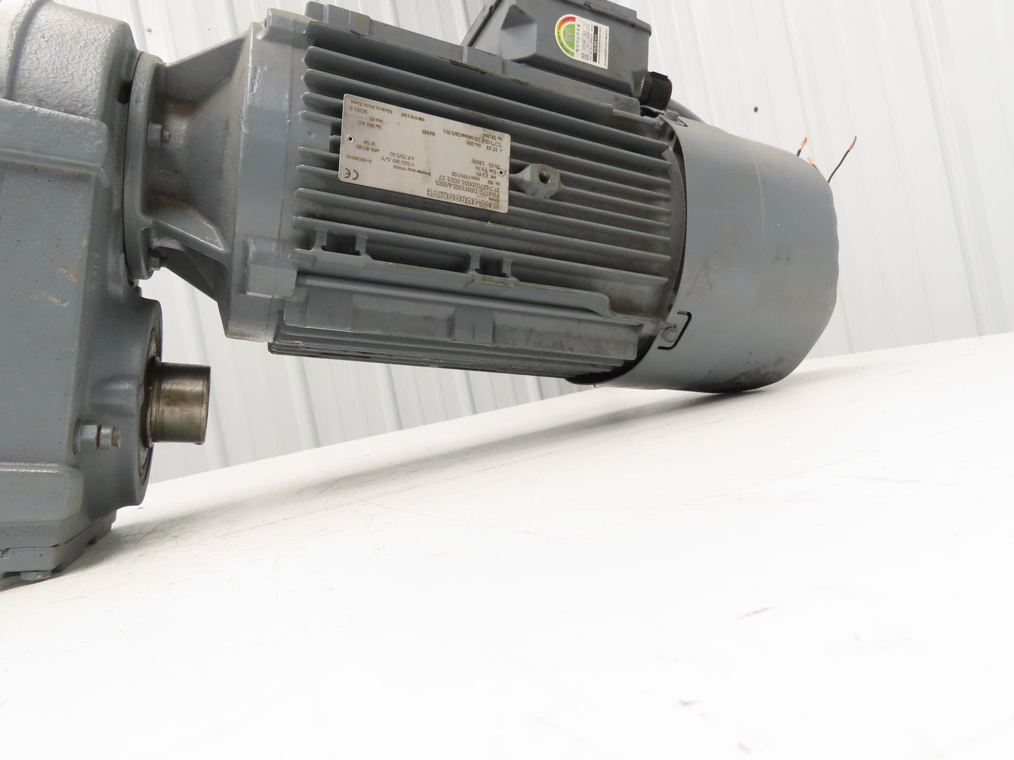 Sew Eurodrive FH47/GDRN100L4/BE5 Brake Gearmotor 2.2Kw 220/380V 102rpm 17.33:1