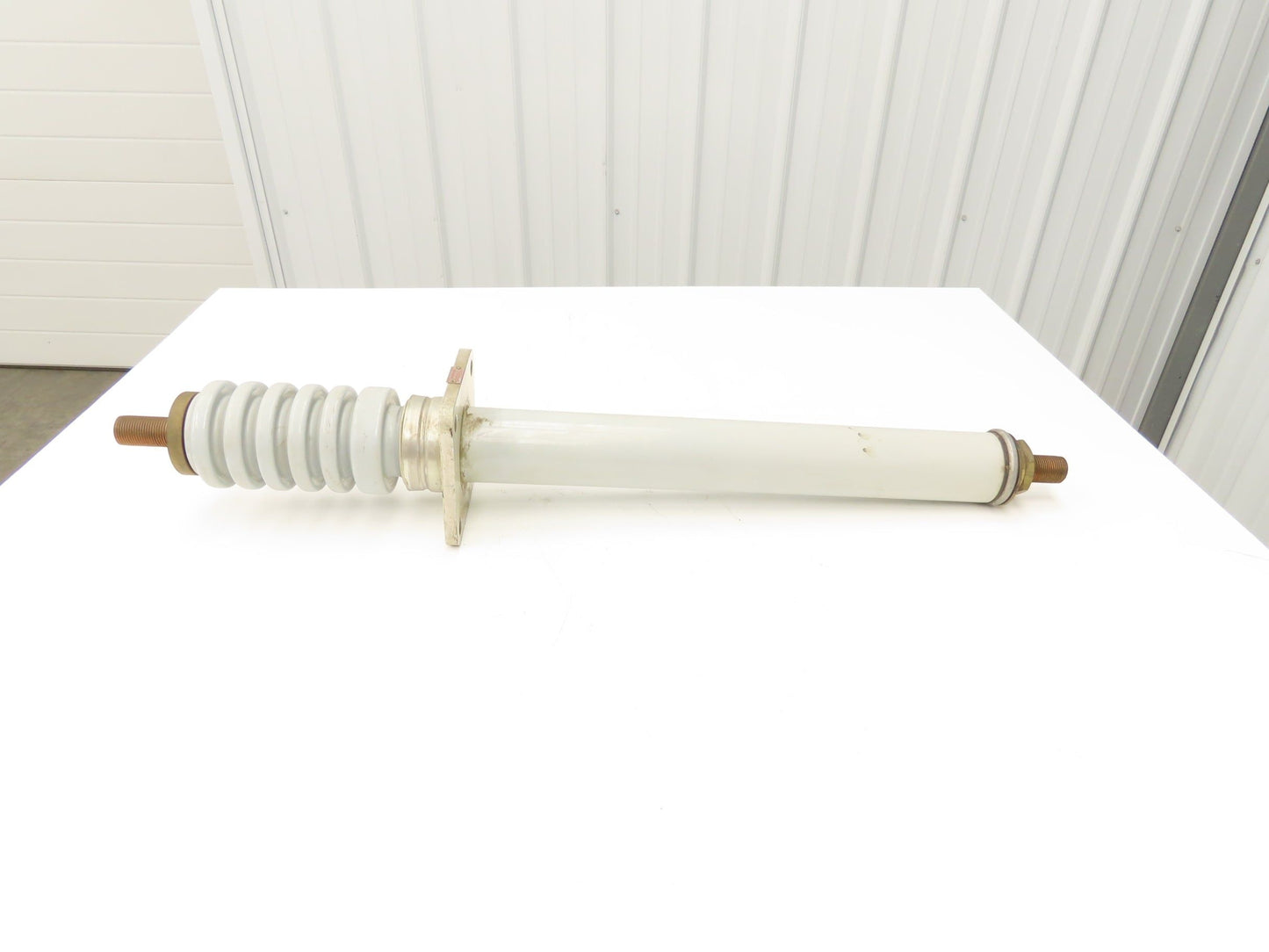 ABB Power T&D Company 234C116 Transformer bushing