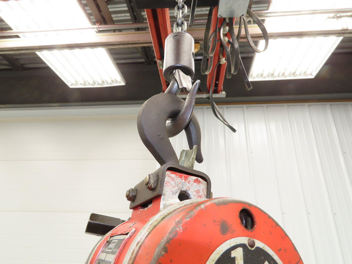 Aro 7700D 1/2 Ton 1000LB Pneumatic Air Chain Hoist 13' Lift 5' Pull Chain