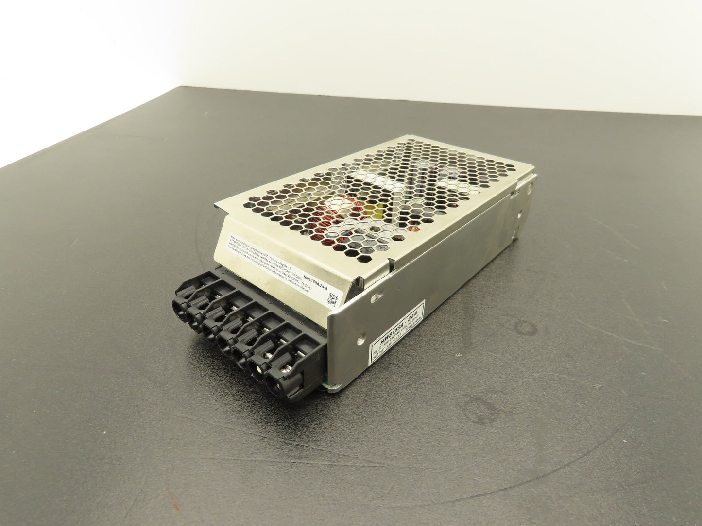 TDK-Lambda HWS150A-24/A Power Supply 24VDC 6.5A Out 120/240VAC 1Ph 2A In