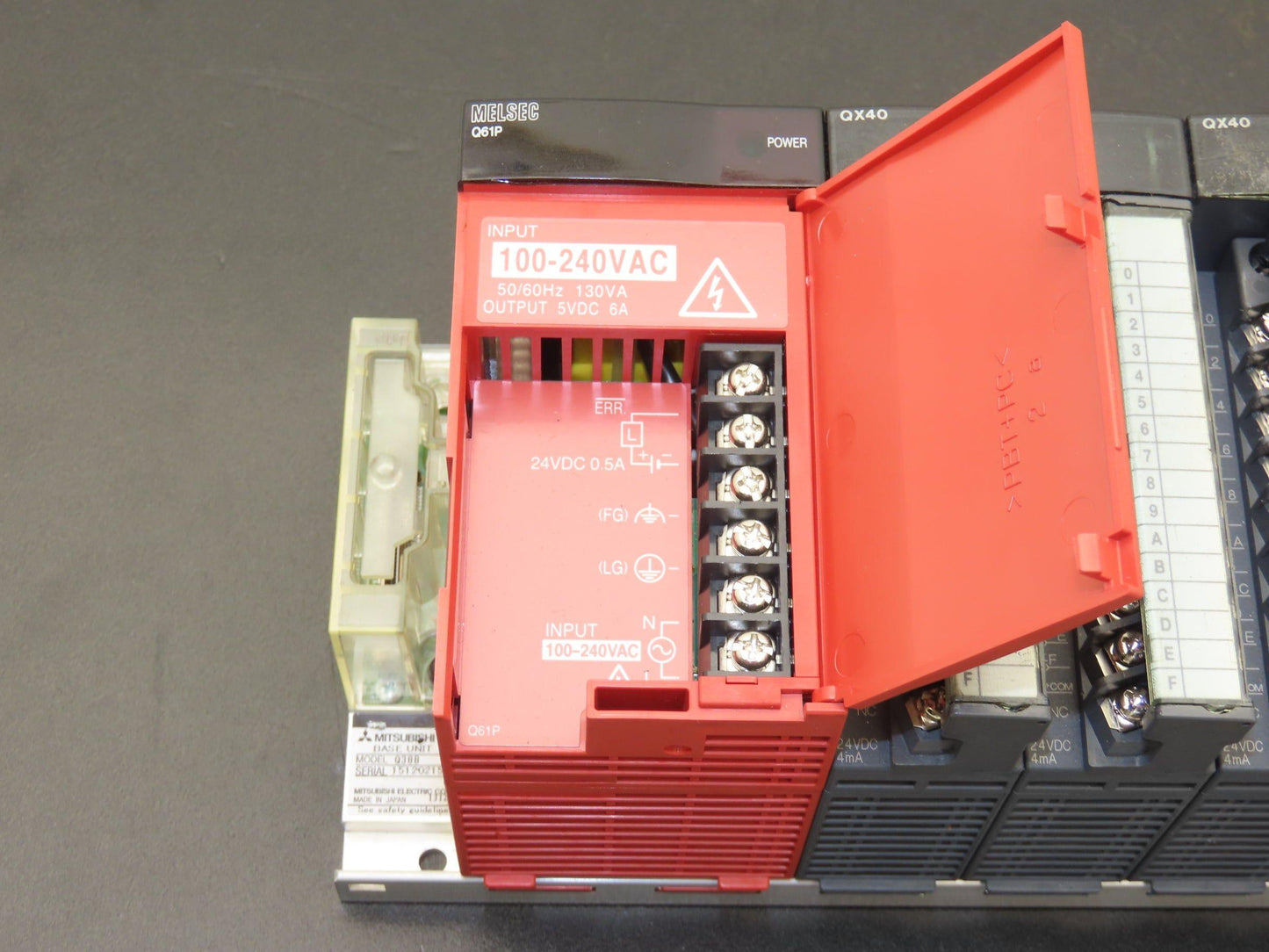 Mitsubishi Electric Q38B Melsec PLC Backplane Rack Power Supply Module 8 Slot