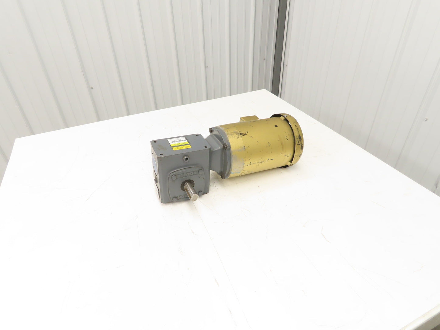 Boston Gear Baldor CF72160ZB5GR0 Gearmotor 60:1 Ratio 1/2Hp 29rpm 460V 3Ph LH