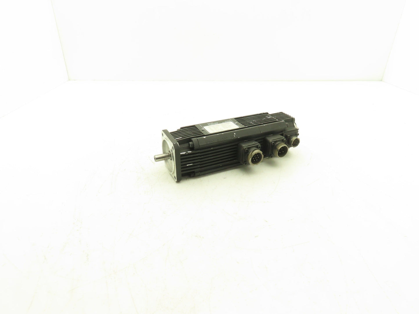 Elau SB070/40/10/05/11/S/01/64/EAKN AC Servo Motor 4000rpm